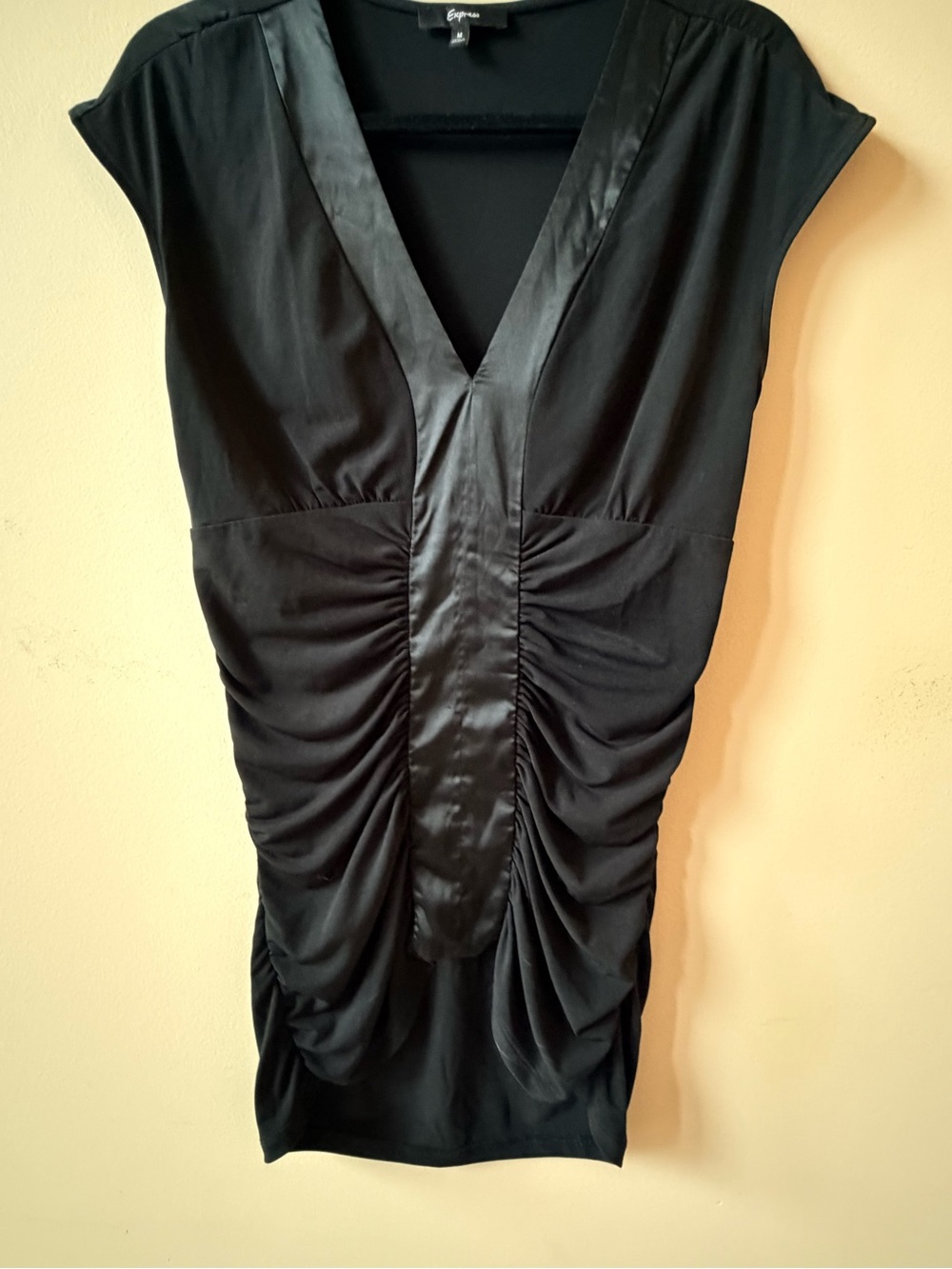 Vintage Express Black Satin-Trim Ruched Top